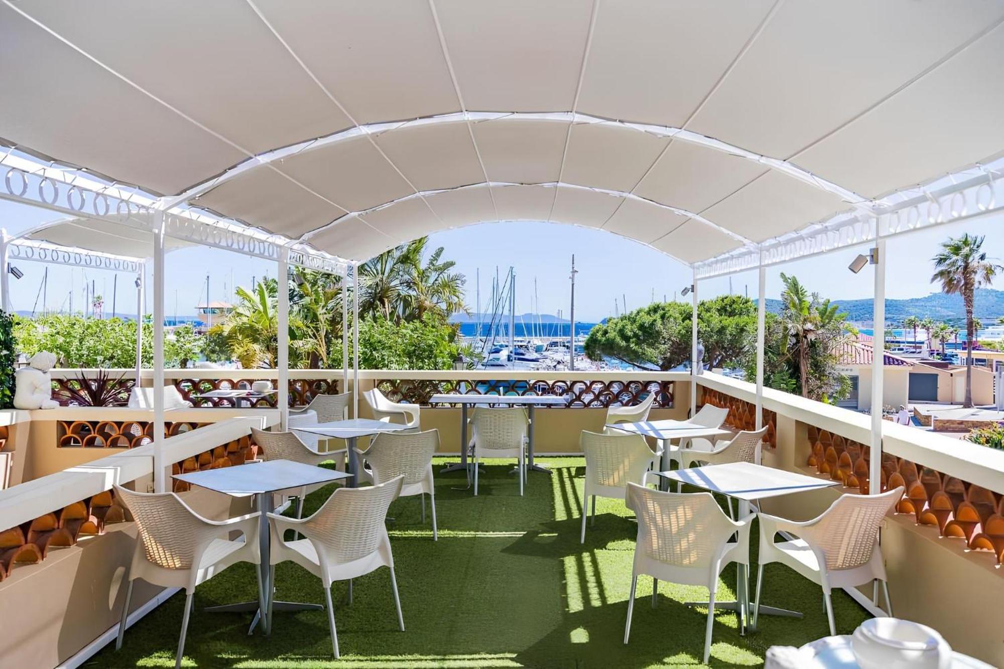 Hotel Le Rabelais Le Lavandou Εξωτερικό φωτογραφία