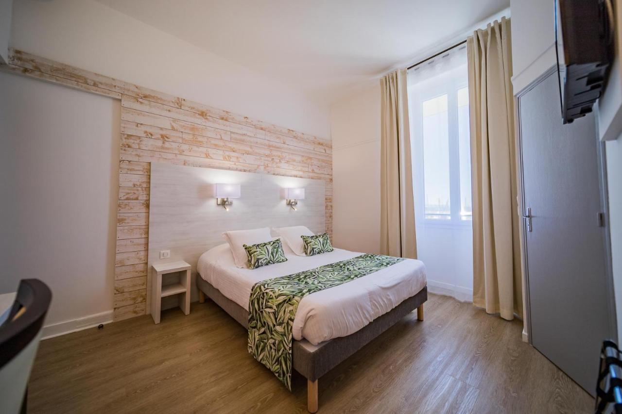 Hotel Le Rabelais Le Lavandou Εξωτερικό φωτογραφία