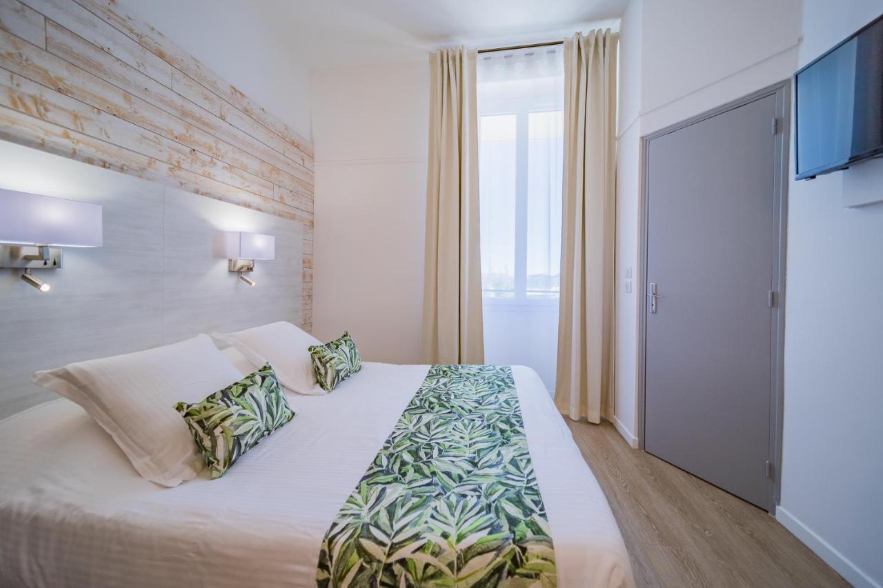 Hotel Le Rabelais Le Lavandou Εξωτερικό φωτογραφία